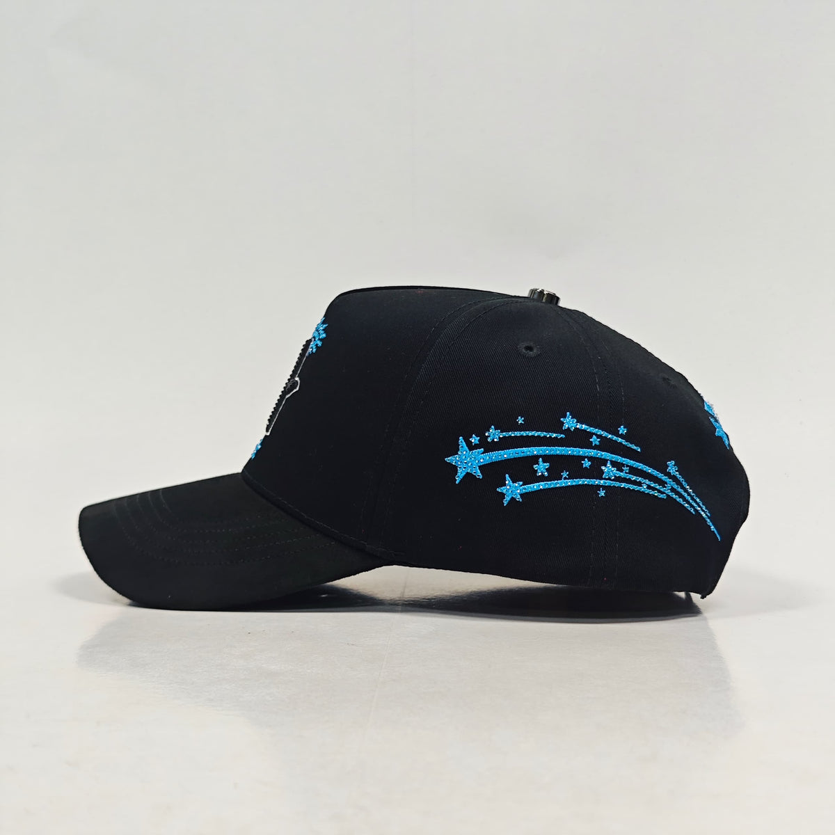 LA CRYSTALS BLACK